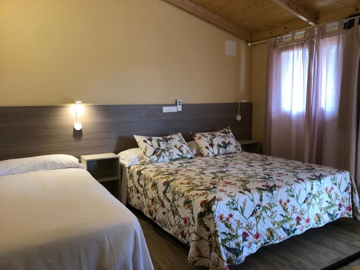 Hostal La Posada De Mari Ла-Кабрера Экстерьер фото